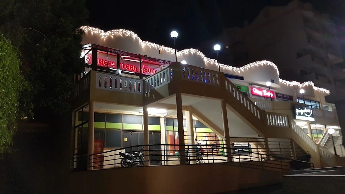 O Chefe Steak House and Sea Basket