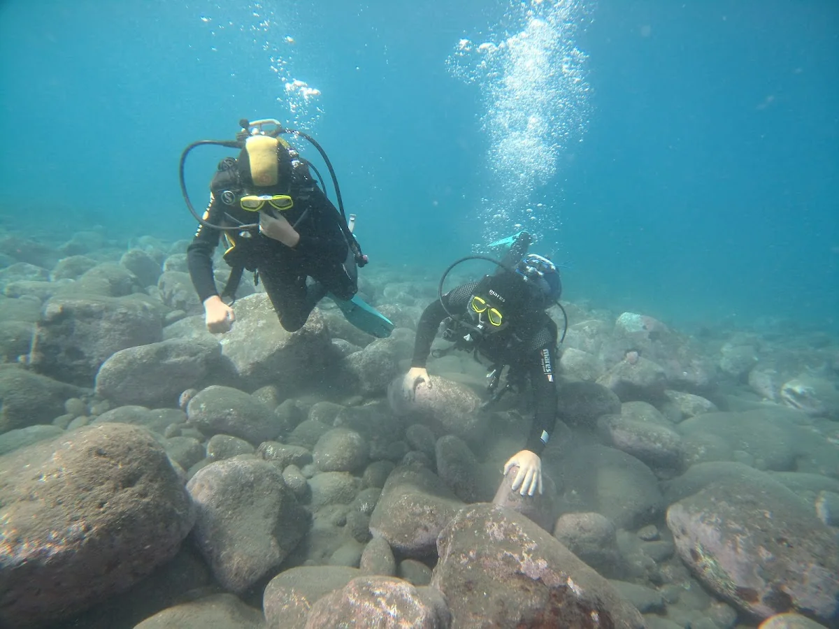 Mero Diving Center