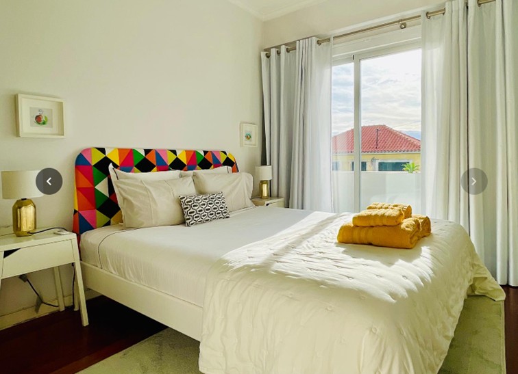 Happy, cozy & private bedroom in Funchal